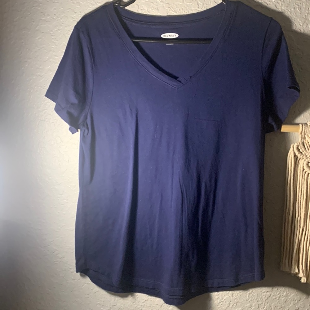 blue t shirt